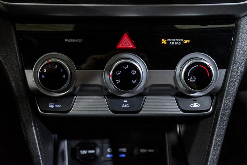 Hyundai Elantra Preferred, Sièges chauffants, Caméra de recul 2020